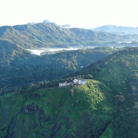 Forest County Hotel Munnar Buitenkant foto