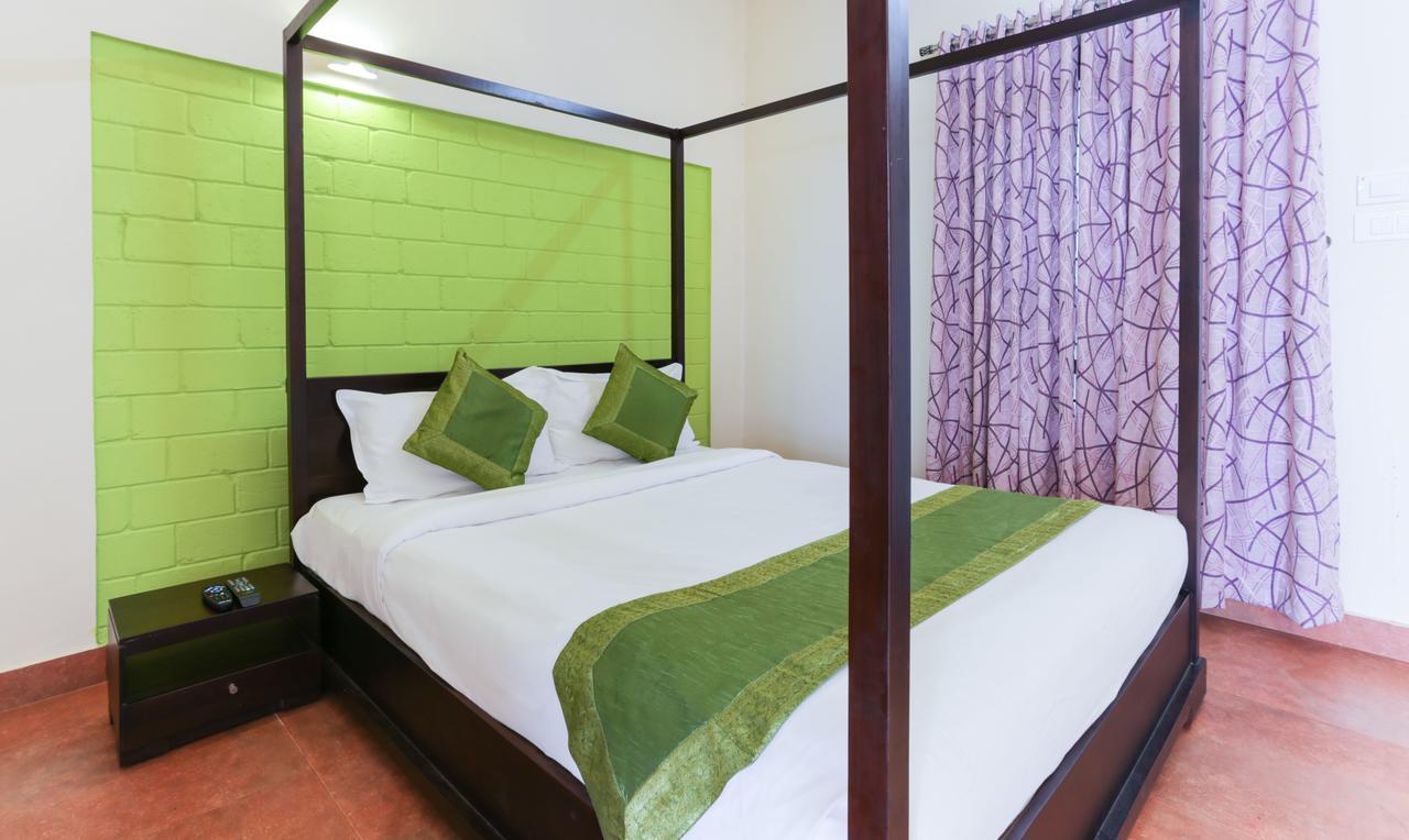 Forest County Hotel Munnar Buitenkant foto